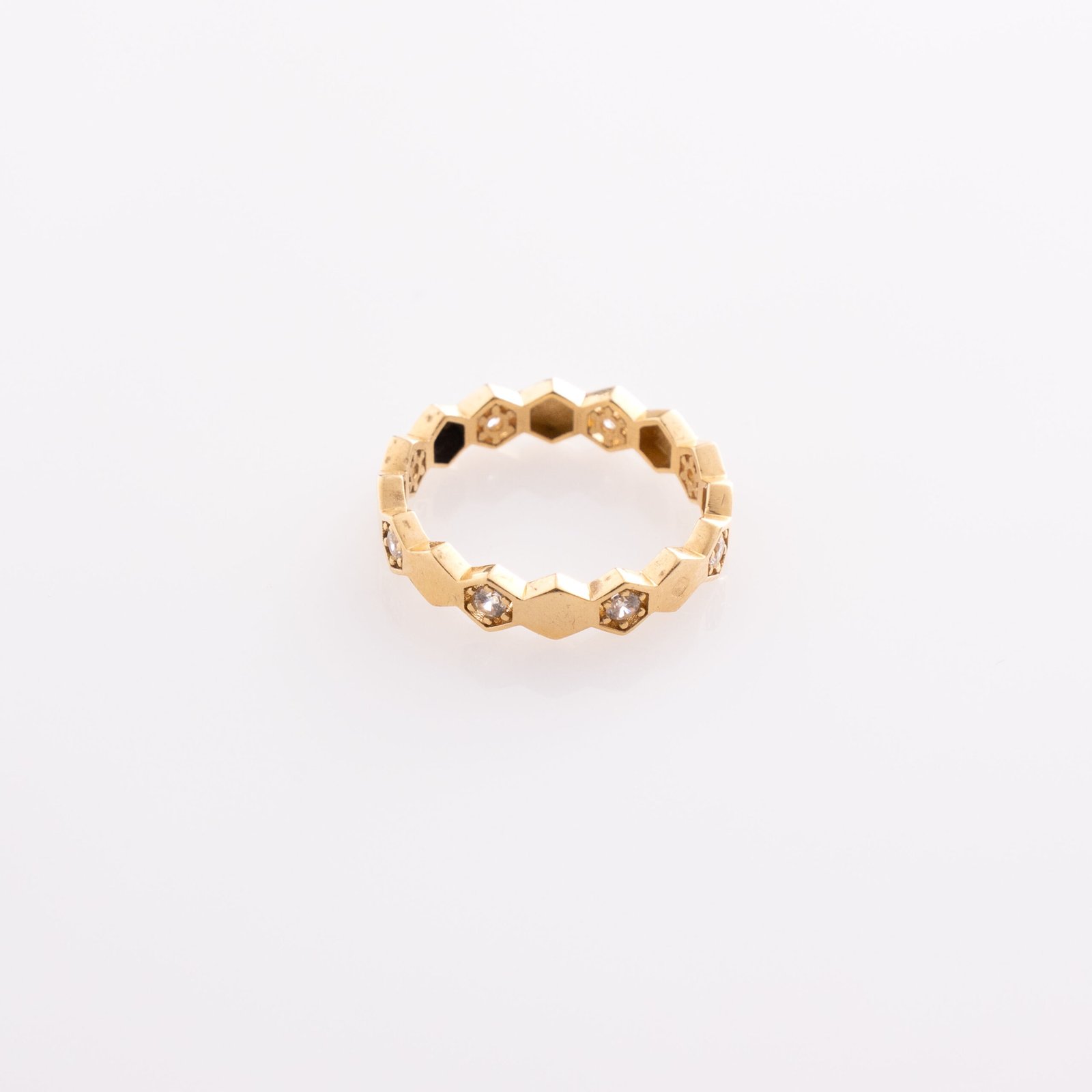 DSC03599 Alliance Nid d’Abeille Signature Yellow Gold Ring - Image 1